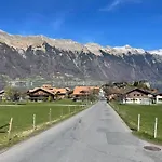 Romantic Swiss Alp With & Mountains Διαμέρισμα *