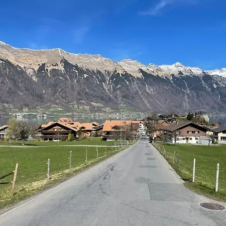 Romantic Swiss Alp With & Mountains Apartmán *